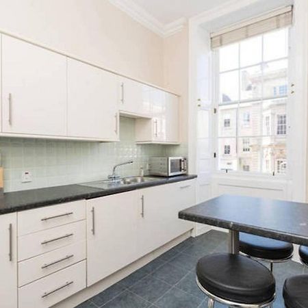 Altido Amazing Hanover St Apt In City Centre 2Br, 2Bath Edinburgh Buitenkant foto